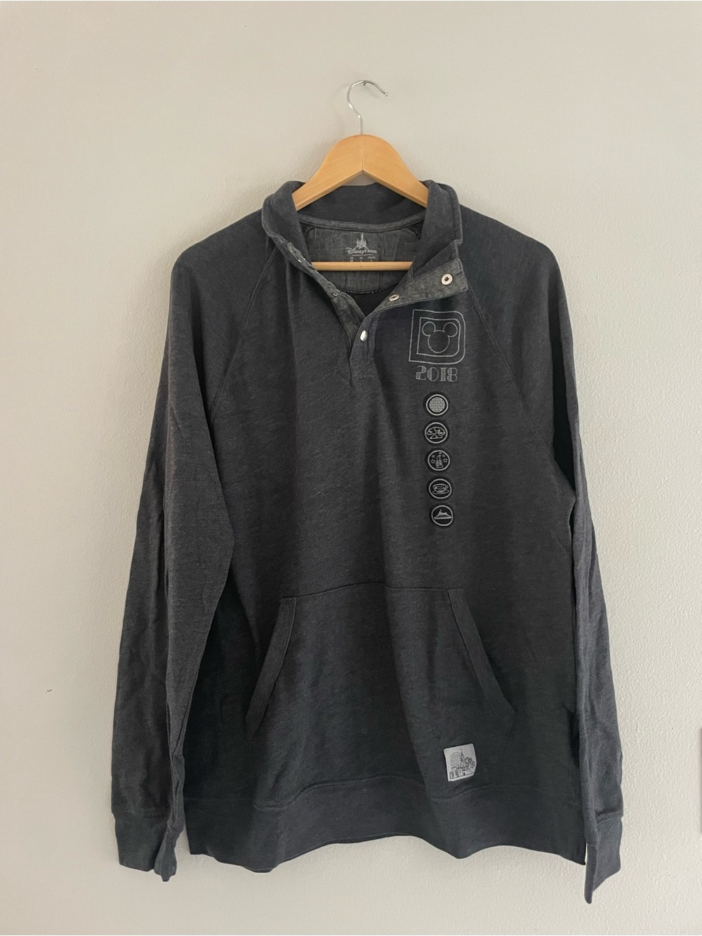 Mens Disney Charcoal Gray 2018 Graphic Pullover Sweatshirt